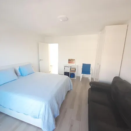 Jardines Canarios לוס כריסטיאנוס